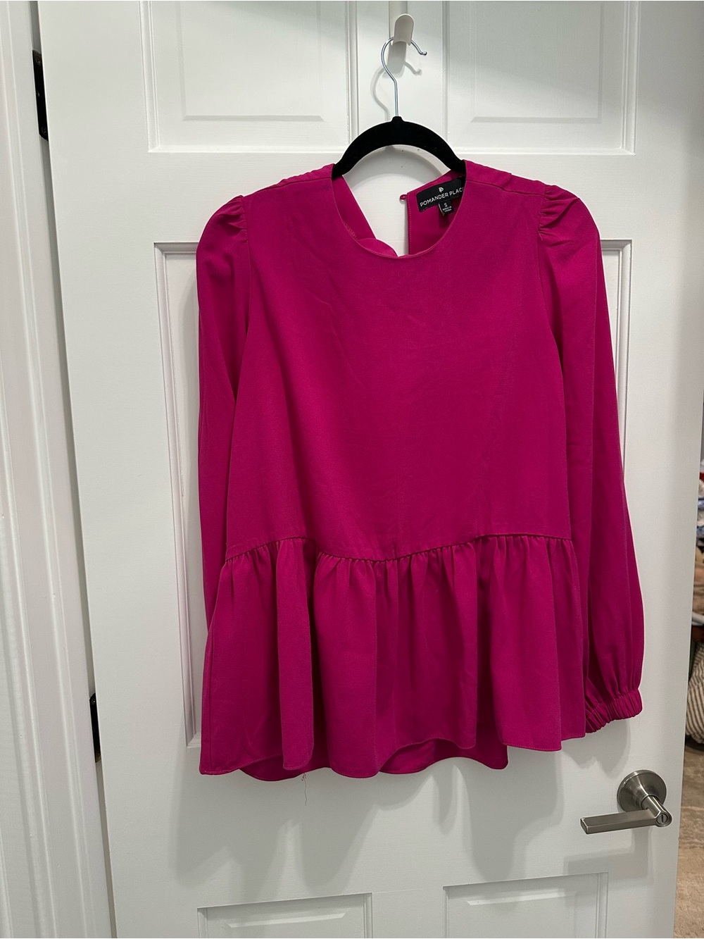 Pomander Place Fuchsia Peplum Long-Sleeve Blouse